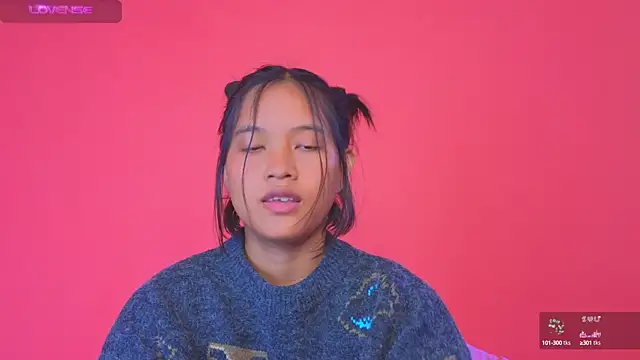 Snapshot of Natsu__ chatting on December 2024 01:53:02 AM Natsu online show from December 2024 01:53:02 AM