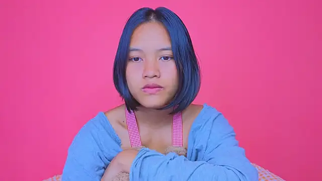 Snapshot of Natsu__ chatting on December 2024 01:10:01 AM Natsu online show from December 2024 01:10:01 AM