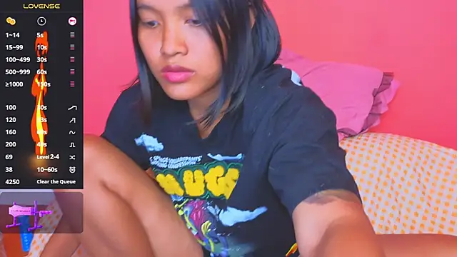 Snapshot of Natsu__ chatting on January 2025 05:31:02 PM Natsu online show from January 2025 05:31:02 PM