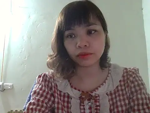 Angela-Eira online show from December 2025 10:04:02 PM