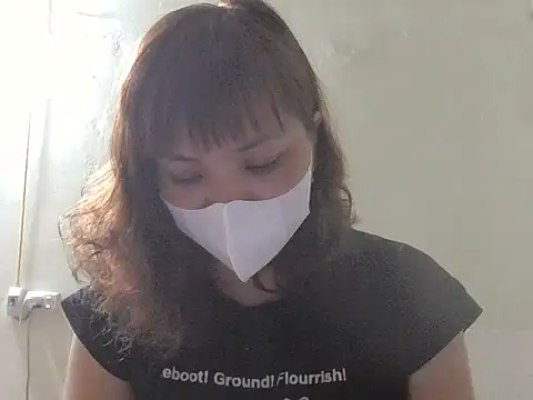 Angela-Eira online show from May 2026 06:16:02 PM