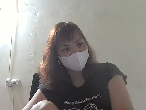 Angela-Eira online show from June 2026 07:24:02 PM