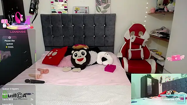 sweetlittlelisa online show from September 2025 09:26:02 PM