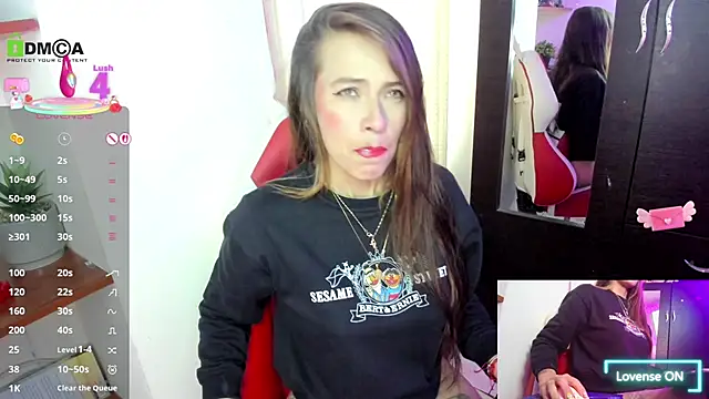 sweetlittlelisa online show from November 2025 10:04:02 PM