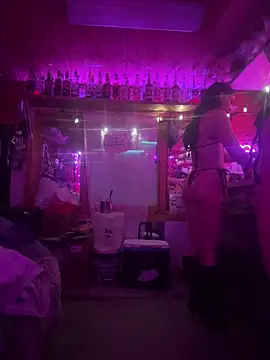 Snapshot of delicioussdixie chatting on April 2026 12:10:01 PM delicioussdixie online show from April 2026 12:10:01 PM