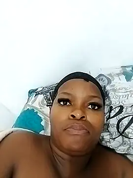 Snapshot of lovelyassbitch chatting on March 2025 05:56:01 AM lovelyassbitch online show from March 2025 05:56:01 AM