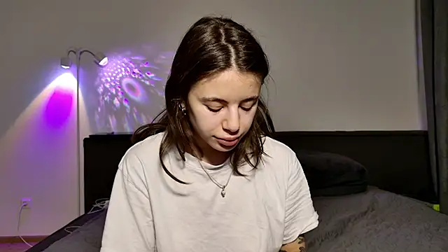 Snapshot of MazzyDoll chatting on February 2026 05:55:02 AM MazzyDoll online show from February 2026 05:55:02 AM