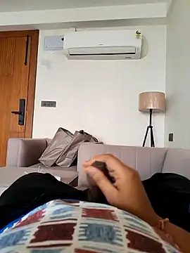 Snapshot of 143n143143 chatting on November 2025 10:48:02 AM 143n143143 online show from November 2025 10:48:02 AM