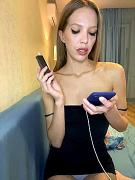 Snapshot of KateMariett chatting on September 2025 09:26:01 PM KateMariett online show from September 2025 09:26:01 PM