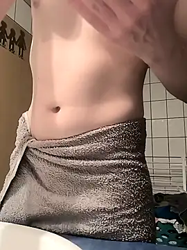Snapshot of Naked_Ben chatting on December 2024 07:00:02 PM Naked Ben online show from December 2024 07:00:02 PM