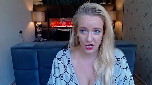 Snapshot of Wendysexyx chatting on September 2025 07:33:02 AM Wendysexyx online show from September 2025 07:33:02 AM