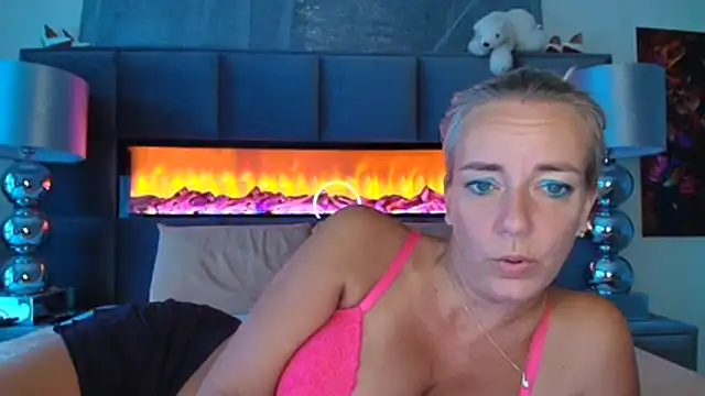 Wendysexyx online show from June 2026 10:47:02 AM