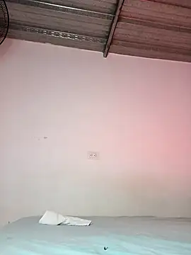 Snapshot of Fulopp15 chatting on September 2025 02:00:02 AM Fulopp15 online show from September 2025 02:00:02 AM