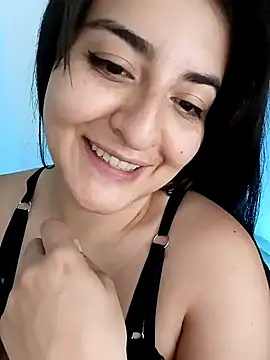 Snapshot of moritalatina chatting on January 2025 08:47:01 PM moritalatina online show from January 2025 08:47:01 PM