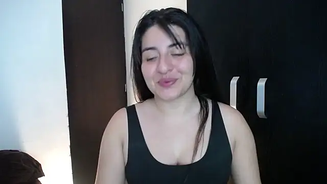 Snapshot of moritalatina chatting on March 2025 02:57:02 AM moritalatina online show from March 2025 02:57:02 AM