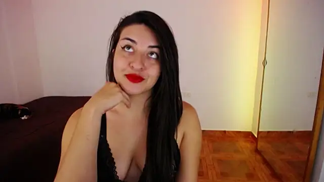 Snapshot of moritalatina chatting on October 2025 04:50:01 PM moritalatina online show from October 2025 04:50:01 PM