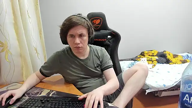 iliaskrislove online show from September 2025 09:39:02 PM