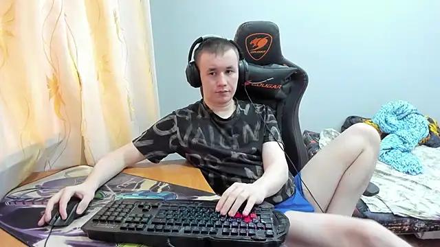 iliaskrislove online show from October 2025 05:40:01 AM