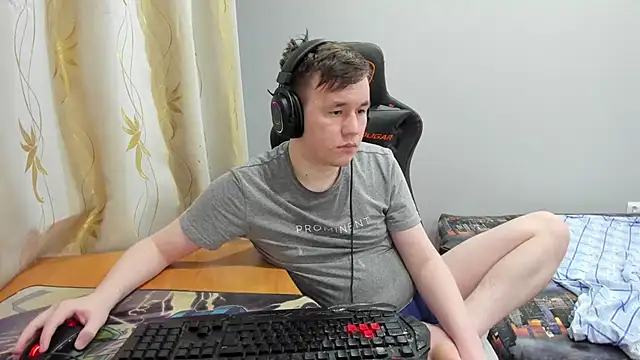 iliaskrislove online show from May 2026 04:46:02 PM