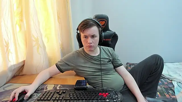 iliaskrislove online show from June 2026 06:45:02 AM