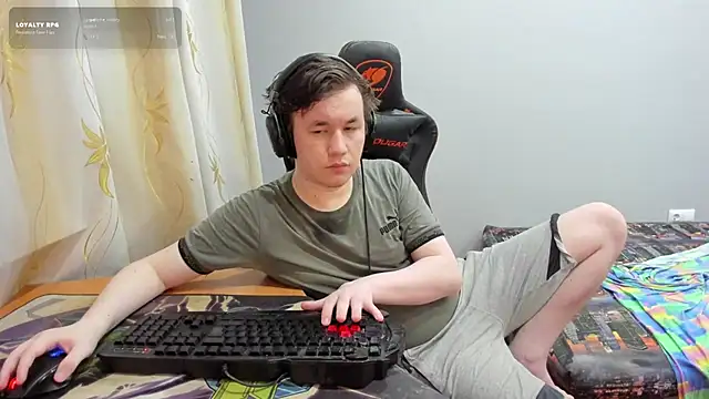 iliaskrislove online show from July 2026 09:23:02 PM
