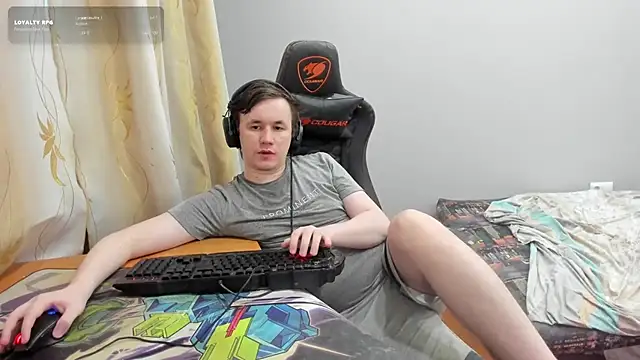 iliaskrislove online show from July 2026 04:50:02 PM