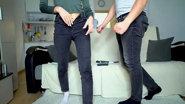 Snapshot of littlesweettifany chatting on November 2025 12:29:02 PM littlesweettifany online show from November 2025 12:29:02 PM