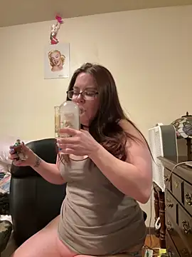 Snapshot of FreakNastyLacie chatting on January 2025 02:56:01 AM FreakNastyLacie online show from January 2025 02:56:01 AM