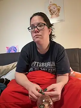 Snapshot of FreakNastyLacie chatting on November 2025 03:36:02 PM FreakNastyLacie online show from November 2025 03:36:02 PM