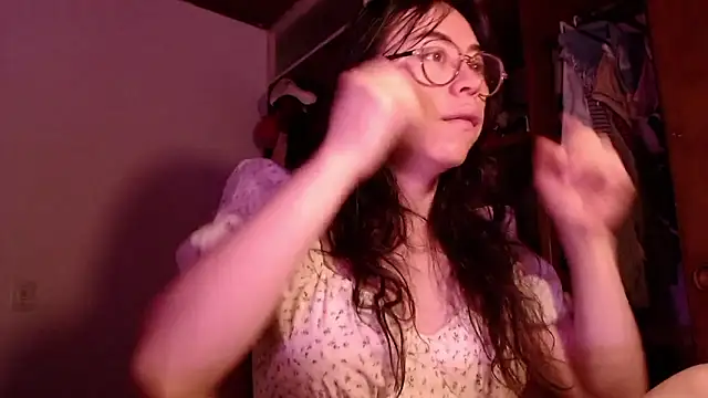 emily pearl  online show from January 2026 11:03:02 AM