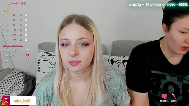 Snapshot of Alice_Halle chatting on February 2025 03:43:02 PM Alice Halle online show from February 2025 03:43:02 PM