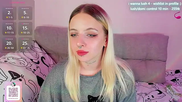 Snapshot of Alice_Halle chatting on March 2025 06:56:01 PM Alice Halle online show from March 2025 06:56:01 PM