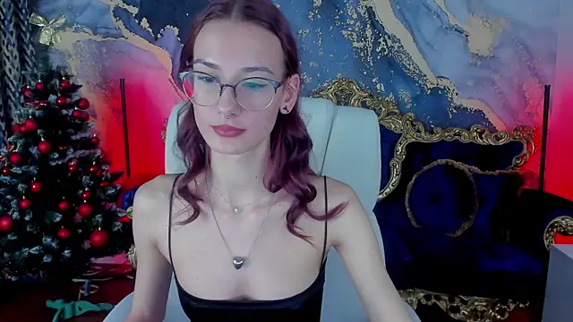 Snapshot of CozyMell chatting on January 2025 02:14:02 PM CozyMell online show from January 2025 02:14:02 PM