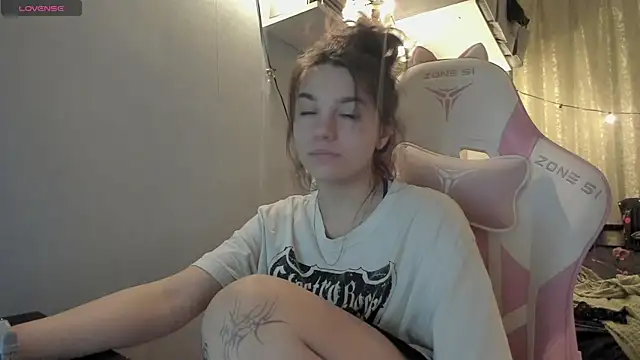 MashkaRay online show from March 2025 08:45:02 PM