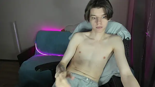 Snapshot of Liam_sexy1 chatting on March 2025 05:11:02 PM Liam sexy1 online show from March 2025 05:11:02 PM