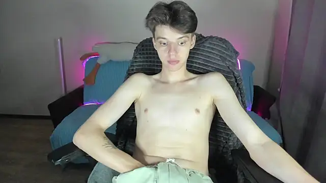 Liam sexy1 online show from September 2025 07:30:01 PM