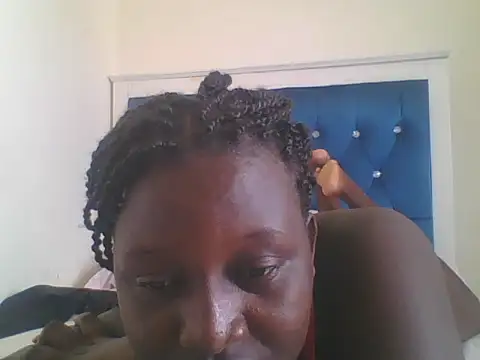 Heavy ass online show from February 2025 08:33:02 AM