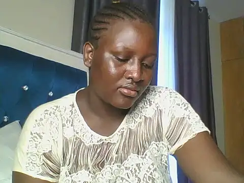 Snapshot of Heavy_ass chatting on June 2026 07:00:01 AM Heavy ass online show from June 2026 07:00:01 AM