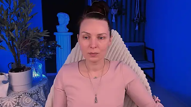 VandaRossi online show from February 2026 09:23:01 AM