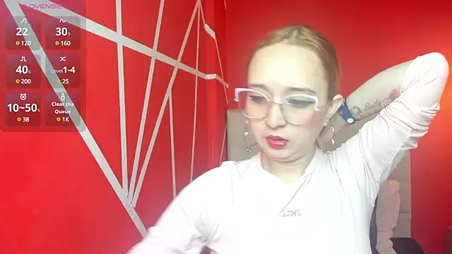 Snapshot of Liaroberts1 chatting on December 2024 12:12:02 PM Liaroberts1 online show from December 2024 12:12:02 PM