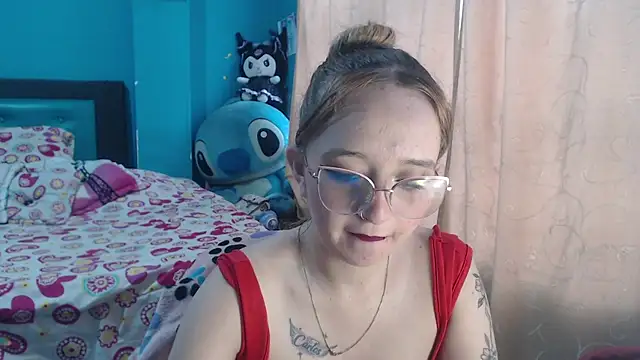 Snapshot of Liaroberts1 chatting on February 2025 11:52:01 AM Liaroberts1 online show from February 2025 11:52:01 AM