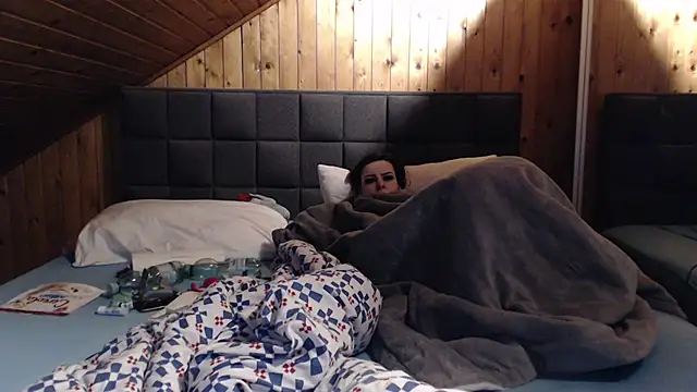 BoeseMoni1998 online show from February 2025 08:19:01 PM