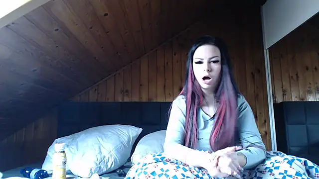 Snapshot of BoeseMoni1998 chatting on November 2025 09:42:02 AM BoeseMoni1998 online show from November 2025 09:42:02 AM