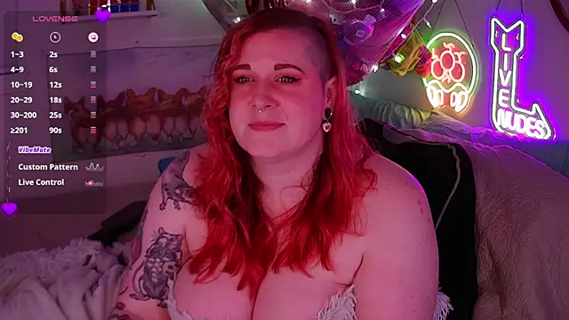 Snapshot of opalreigning chatting on February 2026 10:51:02 AM opalreigning online show from February 2026 10:51:02 AM