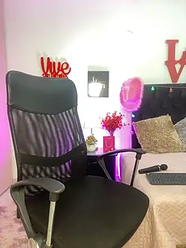 Snapshot of AriannaTorres chatting on November 2025 11:03:01 AM AriannaTorres online show from November 2025 11:03:01 AM