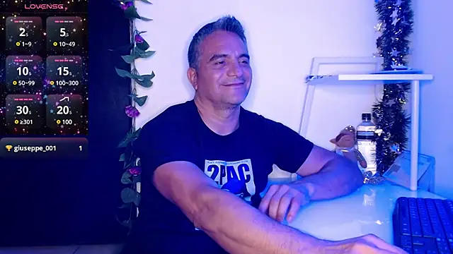 Snapshot of golden_punisher chatting on December 2024 08:51:02 AM golden punisher online show from December 2024 08:51:02 AM