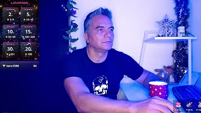 Snapshot of golden_punisher chatting on December 2024 10:12:01 AM golden punisher online show from December 2024 10:12:01 AM