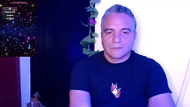 Snapshot of golden_punisher chatting on January 2025 05:30:01 AM golden punisher online show from January 2025 05:30:01 AM