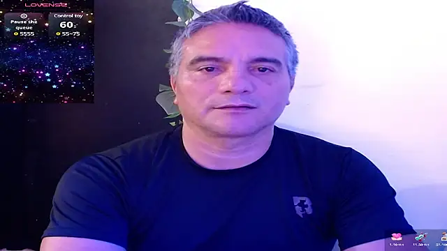 Snapshot of golden_punisher chatting on January 2025 09:55:01 AM golden punisher online show from January 2025 09:55:01 AM