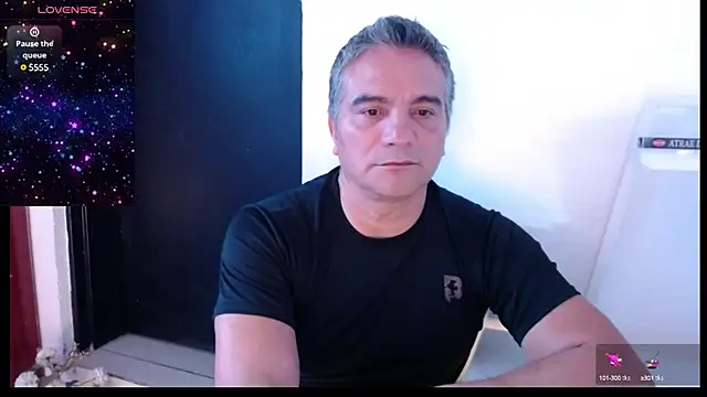 Snapshot of golden_punisher chatting on February 2025 04:59:01 AM golden punisher online show from February 2025 04:59:01 AM